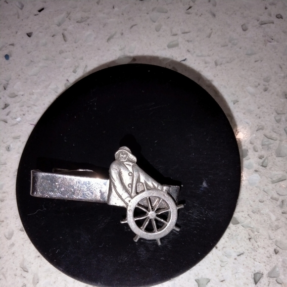 "Sailor at sea" Tie bar - Picture 1 of 5
